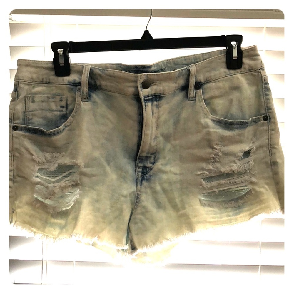 High Rise Acid Wash Short